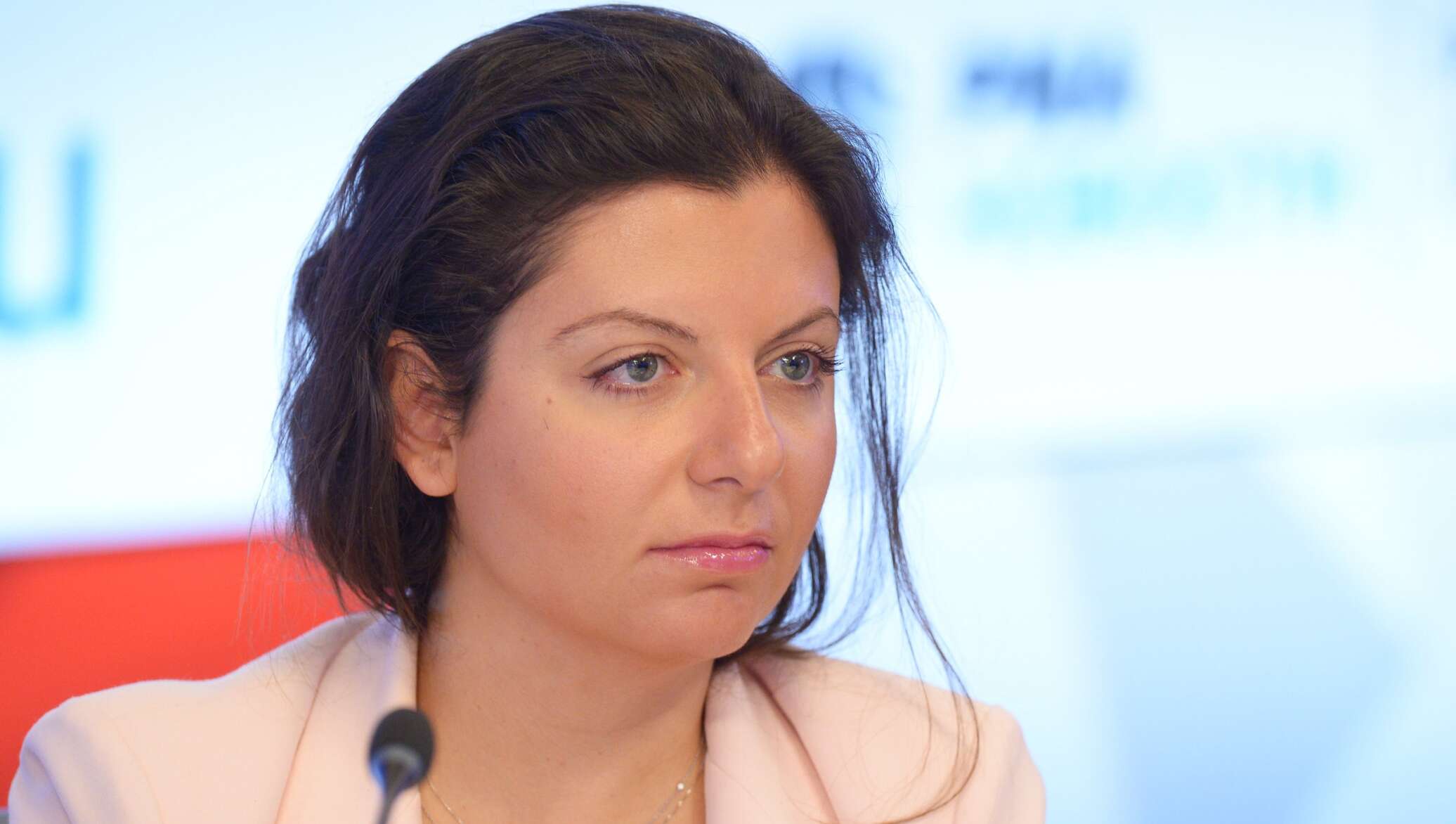 Симоньян Маргарита Фото В Купальнике