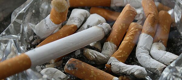 Бычки сигарет Бычки сигарет - Sputnik Литва