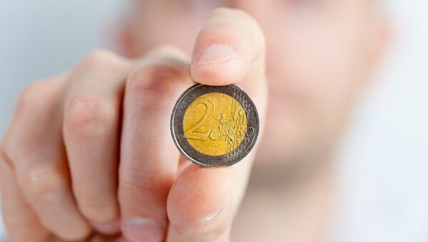 Монета в 2 евро - Sputnik Литва