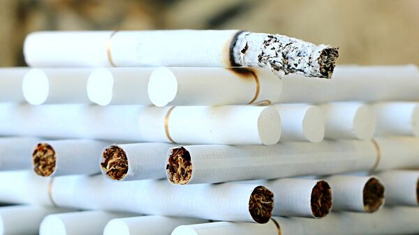 Сигареты, архивное фото - Sputnik Литва