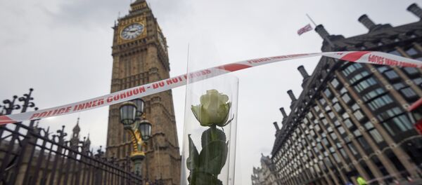 На месте теракта в Лондоне - Sputnik Литва