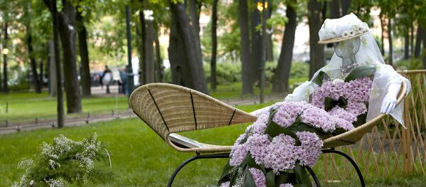 Фестиваль Императорские сады России открылся в Михайловском саду в Санкт-Петербурге Фестиваль Императорские сады России открылся в Михайловском саду в Санкт-Петербурге - Sputnik Литва