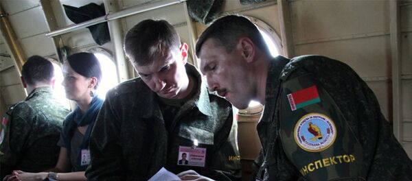 Инспекторы по вооружениям из России и Беларуси прибыли в Литву Инспекторы по вооружениям из России и Беларуси прибыли в Литву - Sputnik Lietuva