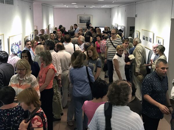 Юозас Будрайтис открыл в Минске персональную фотовыставку Мой Париж Юозас Будрайтис открыл в Минске персональную фотовыставку Мой Париж - Sputnik Литва