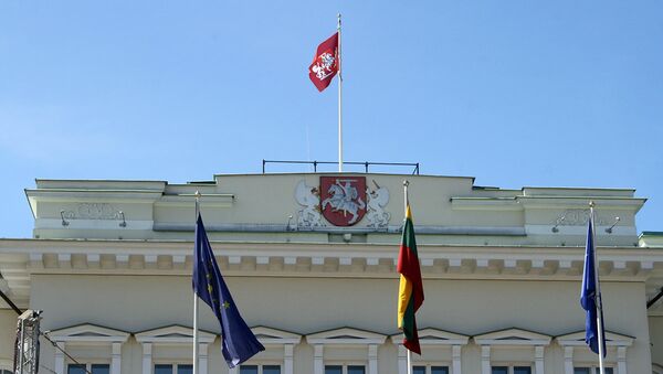 Дворец президента Литвы на площади Дауканто (Вильнюс) - Sputnik Lietuva
