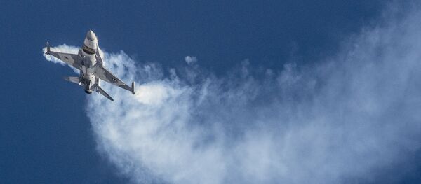Международная авиационно-космическая выставка Dubai Airshow-2015. День третий - Sputnik Литва