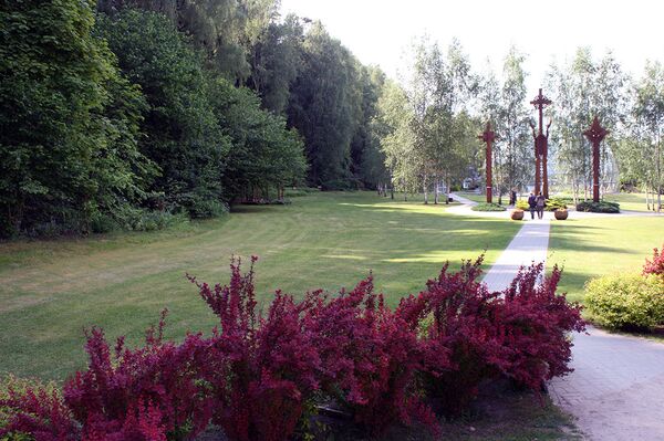 Вход в усадьбу Вход в усадьбу - Sputnik Литва