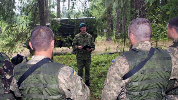 Тренировка украинских солдат - Sputnik Литва