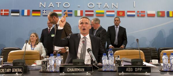 Генеральный секретарь НАТО Йенс Столтенберг в штаб-квартире НАТО в БрюсселеPFctlfy - Sputnik Литва