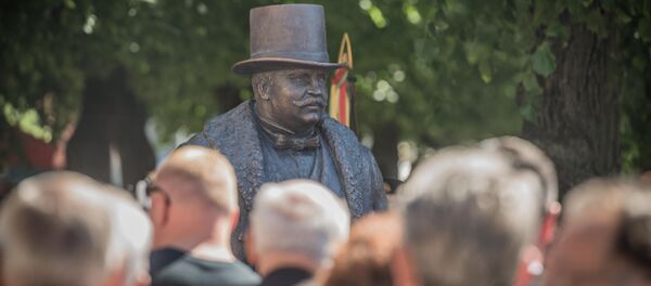 Открытие памятника первому бургомистру Каунаса Открытие памятника первому бургомистру Каунаса - Sputnik Lietuva