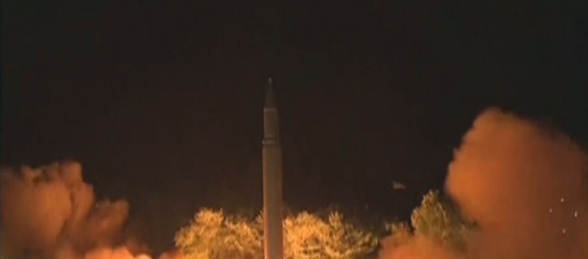Запуск баллистической ракеты в Северной Корее - Sputnik Lietuva, 1920, 27.03.2021