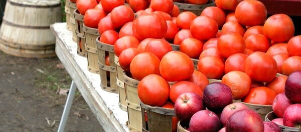 Яблоки и помидоры - Sputnik Lietuva