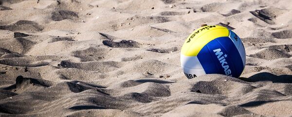 Пляжный волейбол, архивное фото Пляжный волейбол, архивное фото - Sputnik Литва
