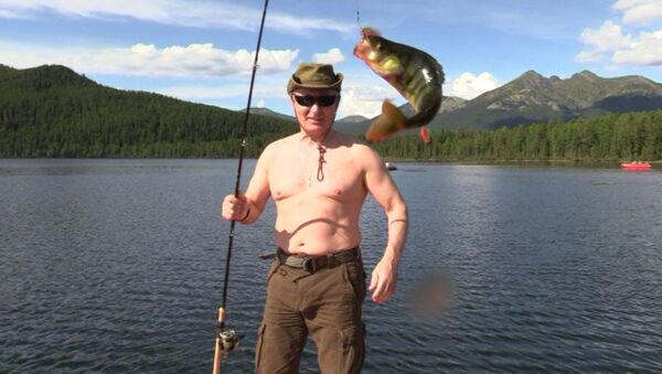 Отдых Путина: подводная охота на щуку и рыбалка - Sputnik Lietuva