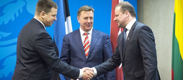 Премьер-министры Эстонии, Латвии и Литвы во время встречи в Таллинне - Sputnik Литва