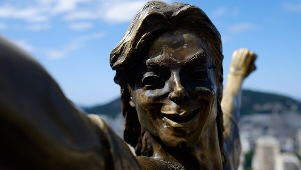 Статуя Майкла Джексона в Рио-де-Жанейро - Sputnik Литва