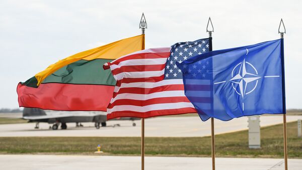 Флаги США, НАТО, Литвы - Sputnik Литва