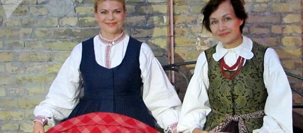 Литовский дуэт Sauges на фестивале Мелодии Востока (Шарк тароналари) Литовский дуэт Sauges на фестивале Мелодии Востока (Шарк тароналари) - Sputnik Литва