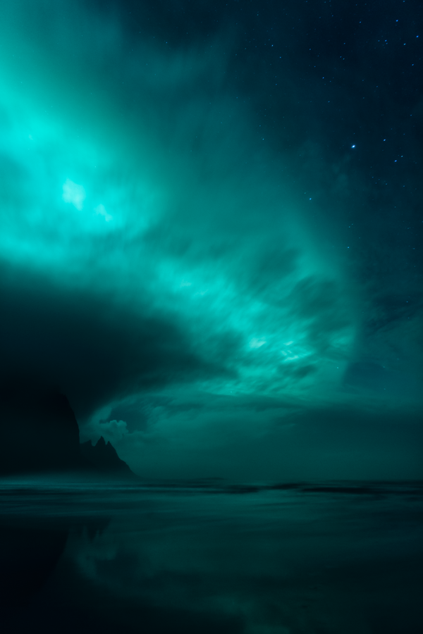 Снимок Ghost World фотографа Mikkel Beiter, победивший в номинации Северное сияние конкурса Insight Astronomy Photographer of the Year 2017 / - Sputnik Литва