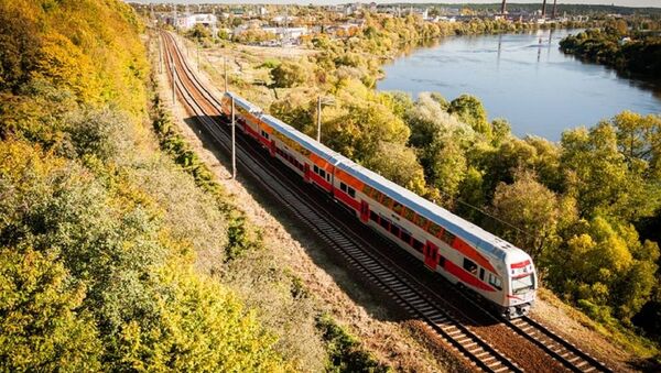 Поезд осенью - Sputnik Литва