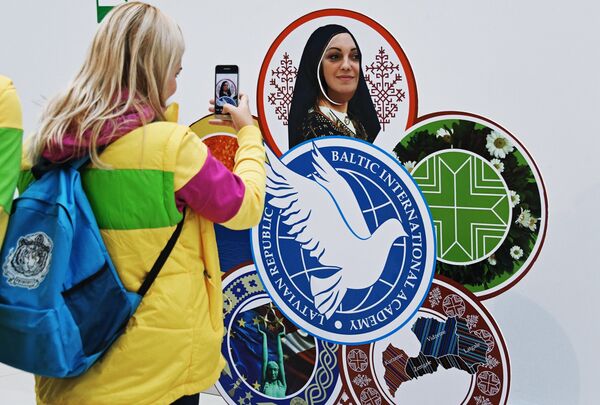 XIX Всемирный фестиваль молодежи и студентов. День первый XIX Всемирный фестиваль молодежи и студентов. День первый - Sputnik Литва