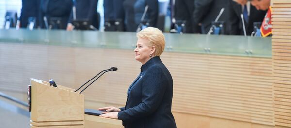 Президент Литвы Даля Грибаускайте выступает в Сейме Президент Литвы Даля Грибаускайте выступает в Сейме - Sputnik Литва