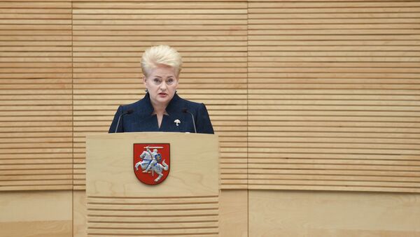 Президент Литвы Даля Грибаускайте выступает в Сейме - Sputnik Литва