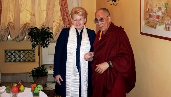 Президент Литвы Даля Грибаускайте и Его Святейшество Далай-лама XIV, архивное фото - Sputnik Литва