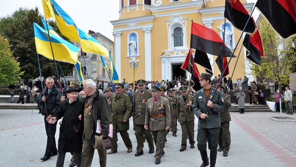Марш участников украинской борьбы против советской власти - Sputnik Литва