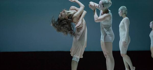 Спектакль Боги Каунасского театра танца Аура, архивное фото Спектакль Боги Каунасского театра танца Аура, архивное фото - Sputnik Литва