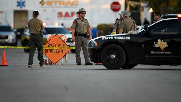 Полиция на месте стрельбы в Техасе - Sputnik Литва