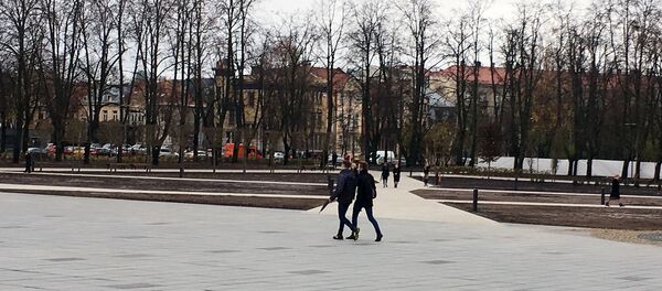 Площадь Лукишкес в Вильнюсе после реконструкции - Sputnik Литва