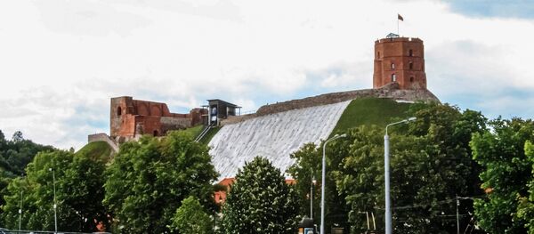 Разрушение холма под башней Гедиминаса в Вильнюсе - Sputnik Литва