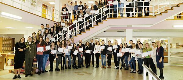 Форум о сотрудничестве с НАТО для украинской молодежи - Sputnik Lietuva