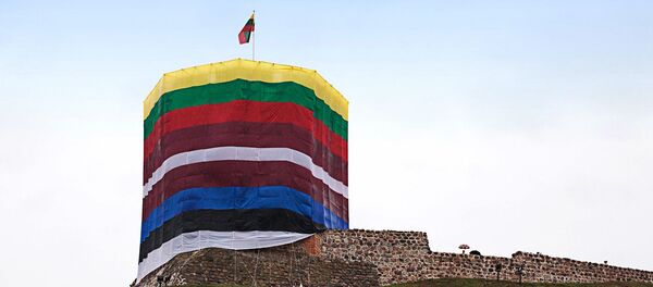 Флаги балтийских стран на башне, архивное фото - Sputnik Литва