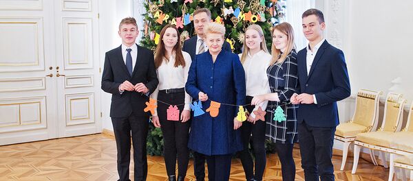 Даля Грибаускайте с детьми Даля Грибаускайте с детьми - Sputnik Lietuva