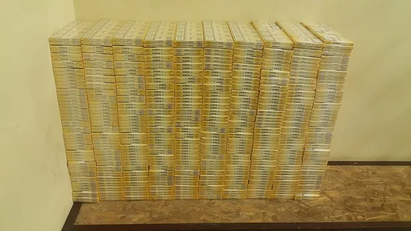 Пограничники выловили два плота с контрабандными сигаретами Пограничники выловили два плота с контрабандными сигаретами - Sputnik Lietuva