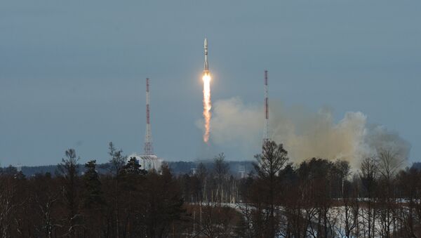 Запуск ракеты-носителя Союз-2.1б с КА Метеор №2-1 с космодрома Восточный - Sputnik Литва