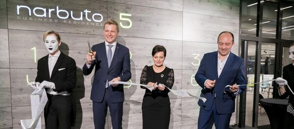 Naujo verslo centro Narbuto 5 Vilniuje atidarymas Naujo verslo centro Narbuto 5 Vilniuje atidarymas - Sputnik Lietuva