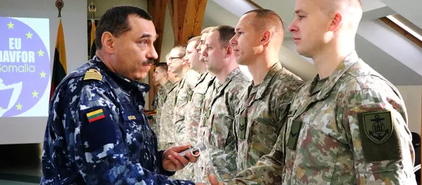 Lietuvos kariai išvyksta į ES operaciją Atlanta - Sputnik Lietuva