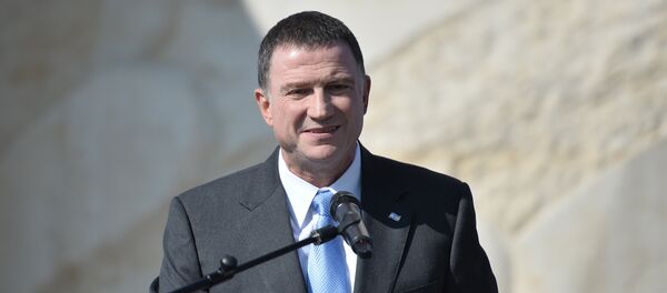 Председатель Кнессета Израиля Йоэль Эдельштейн выступает на церемонии Председатель Кнессета Израиля Йоэль Эдельштейн выступает на церемонии - Sputnik Литва