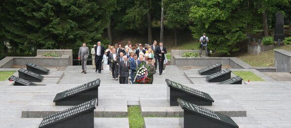 Антакальнисское кладбище 22 июня 2016 года, архивное фото - Sputnik Литва