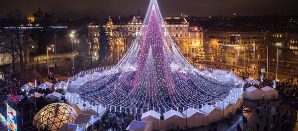 Рождественская елка в Вильнюсе 2017 Рождественская елка в Вильнюсе 2017 - Sputnik Литва