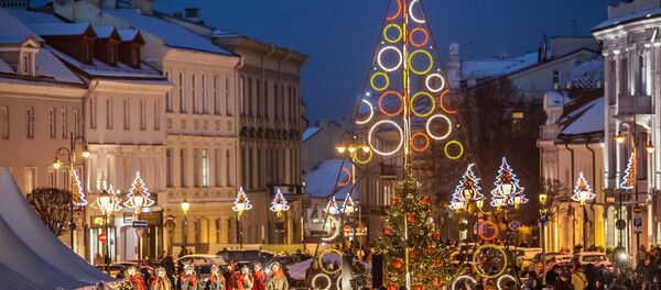 Елка на Ратушной площади 2016, архивное фото Елка на Ратушной площади 2016, архивное фото - Sputnik Литва