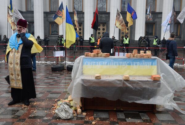 Сторонники М. Саакашвили разбили палаточный городок в центре Киева Сторонники М. Саакашвили разбили палаточный городок в центре Киева - Sputnik Литва