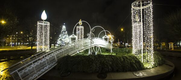 Праздничное украшение в Лиепая, архивное фото - Sputnik Литва