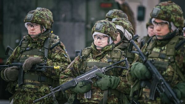 Эстонские военнослужащие-резервисты - Sputnik Литва
