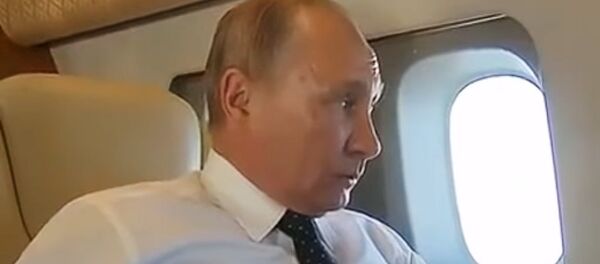 Naikintuvai pridengė Rusijos prezidento bortą danguje virš Sirijos Naikintuvai pridengė Rusijos prezidento bortą danguje virš Sirijos - Sputnik Lietuva