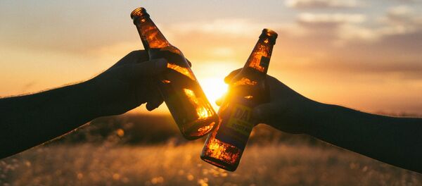 Пить алкоголь - Sputnik Литва