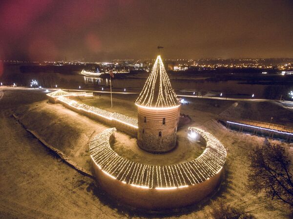 Новогодние украшения в Каунасе Новогодние украшения в Каунасе - Sputnik Lietuva